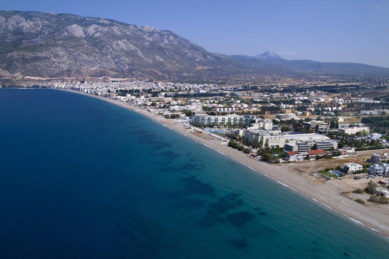 Grand Hotel Loutraki 외부 사진