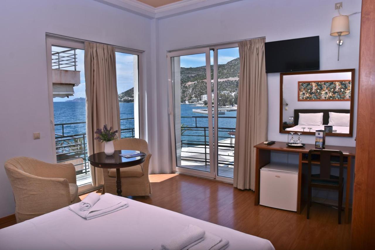 Grand Hotel Loutraki 외부 사진